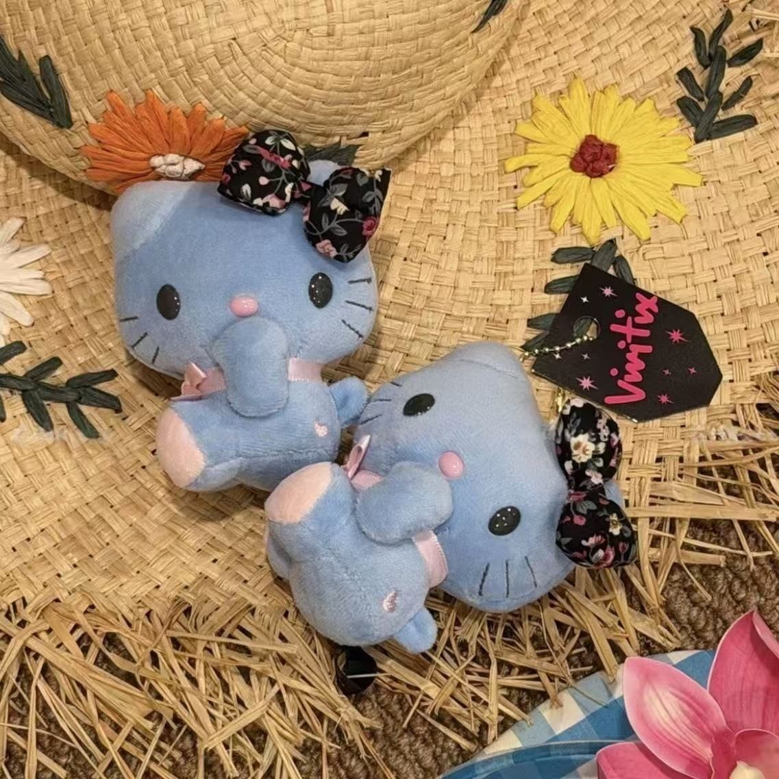 Blue Hello Kitty Floral Print  - Good Floral & Wedding Decor Supply Photos ulasan dan harga